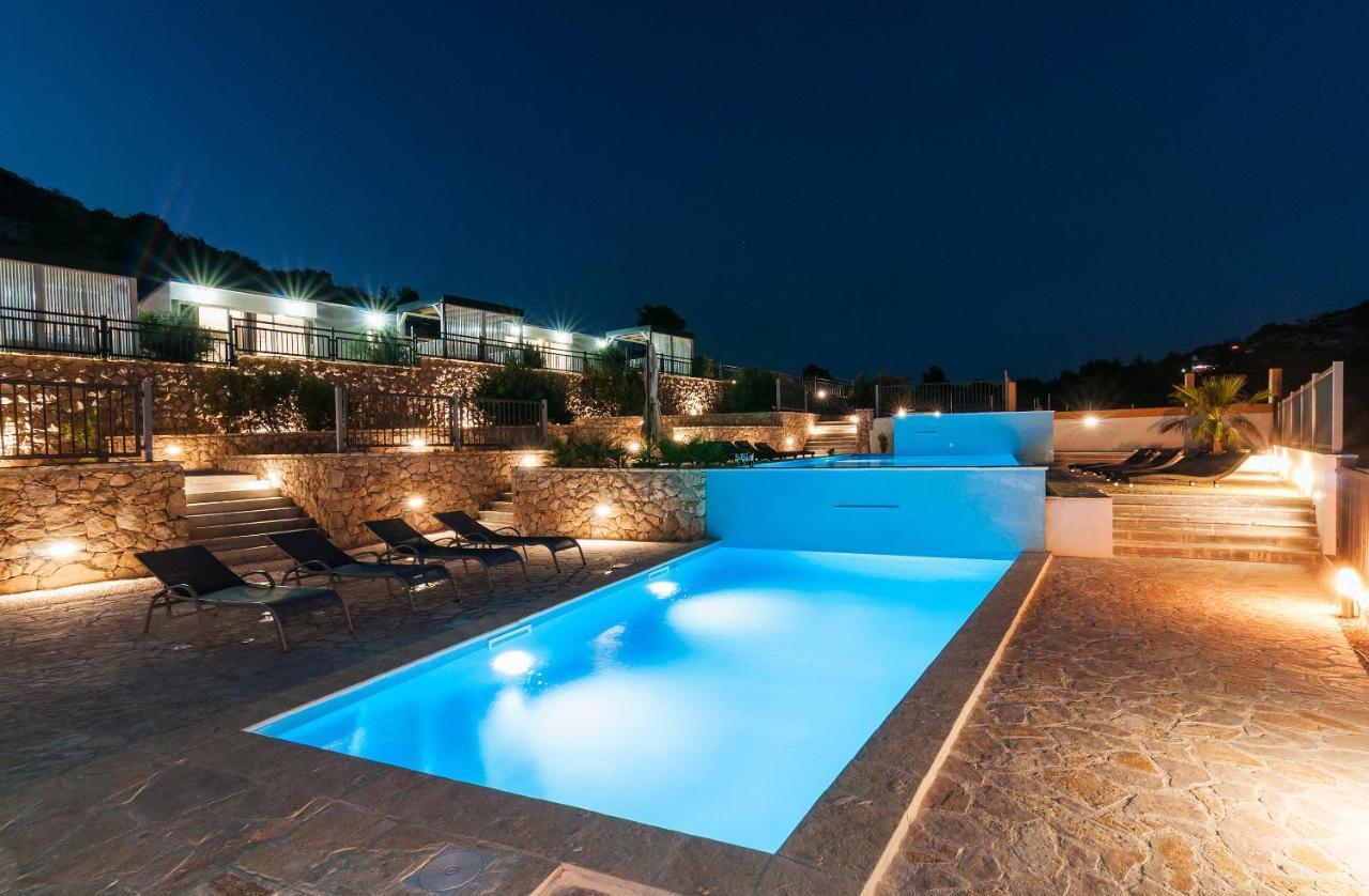 Camp Panorama With Pool Hotel Drage Kültér fotó